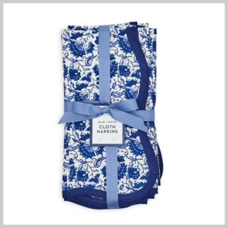 Cloth Napkins-Chinoiserie Blue Floral Scalloped- Set of 4