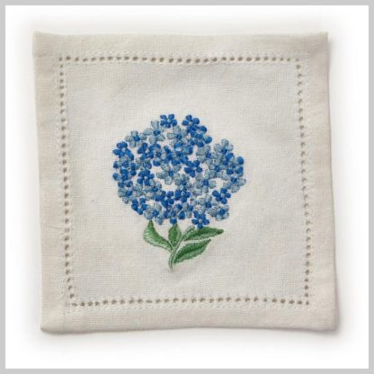 Cloth Hydrangea Hemstitch Cocktail Napkins/Coaster